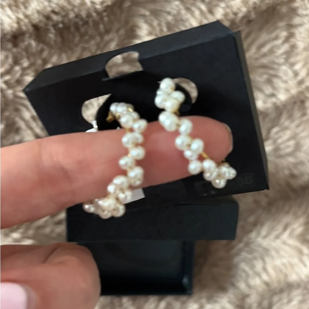 Macys Bridge Cultured Pearl Earrings NWT